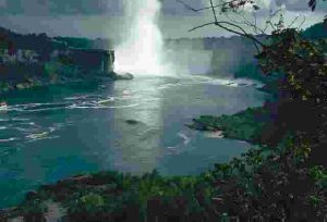 Niagara Falls at Lake Erie